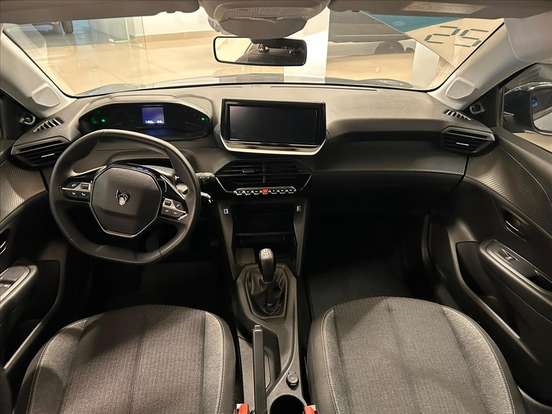 PEUGEOT-208-2025