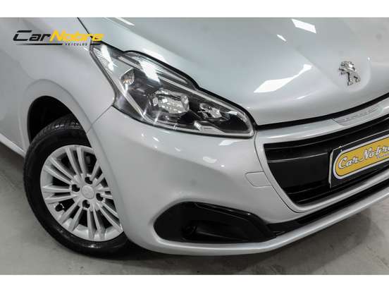 PEUGEOT-208-2017