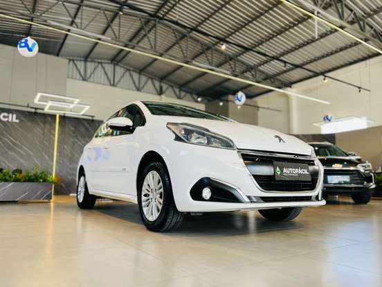 PEUGEOT-208-2016