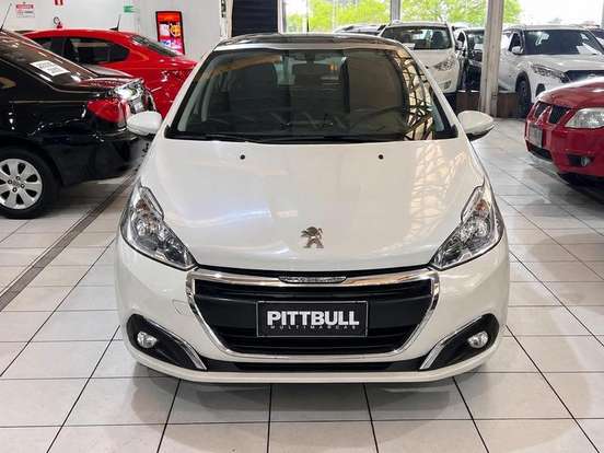 PEUGEOT-208-2016