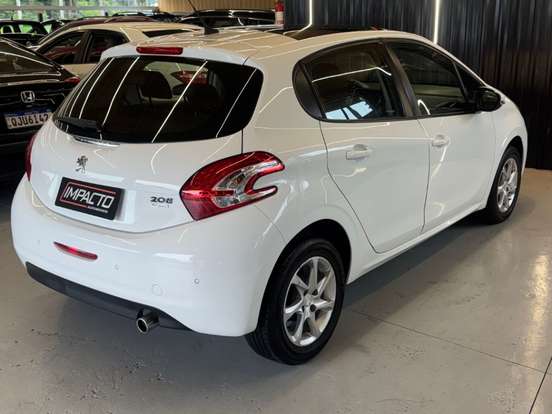PEUGEOT-208-1.6 ALLURE 16V FLEX 4P AUTOMÁTICO PEUGEOT-208-2015