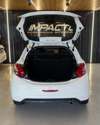 PEUGEOT-208-2015