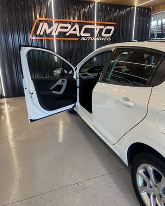 PEUGEOT-208-2015