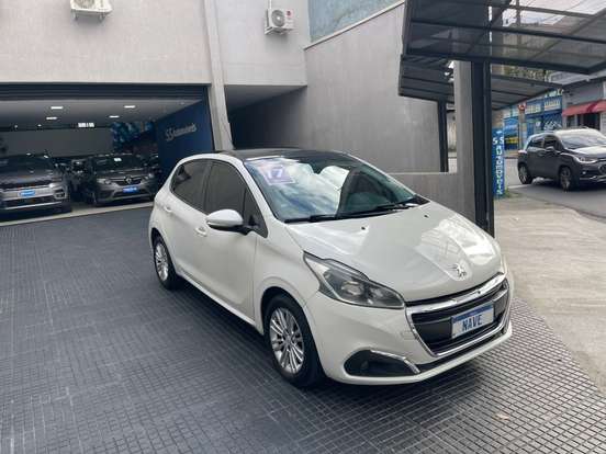 PEUGEOT-208-2016