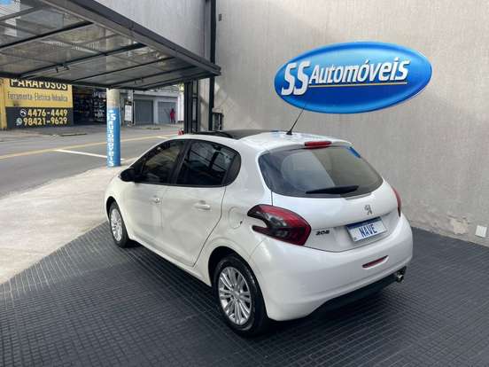 PEUGEOT-208-1.6 ALLURE 16V FLEX 4P AUTOMÁTICO PEUGEOT-208-2016
