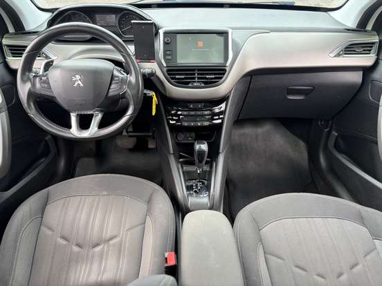 PEUGEOT-208-1.6 GRIFFE 16V FLEX 4P AUTOMÁTICO PEUGEOT-208-2017