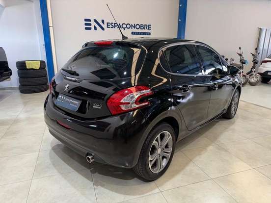 PEUGEOT-208-1.6 GRIFFE 16V FLEX 4P MANUAL PEUGEOT-208-2015