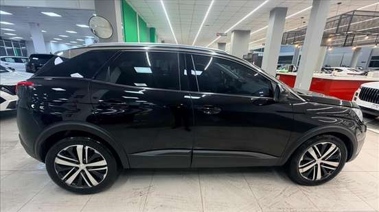 PEUGEOT-3008-2020