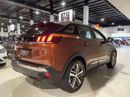 PEUGEOT-3008-2019