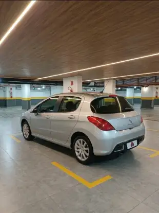 PEUGEOT-308-2013