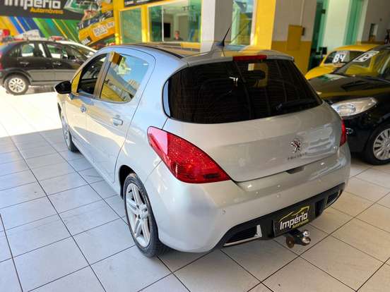 PEUGEOT-308-2012