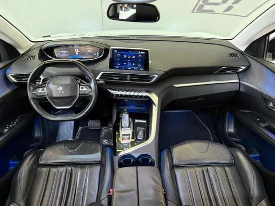 PEUGEOT-5008-1.6 GRIFFE PACK THP 16V GASOLINA 4P AUTOMÁTICO PEUGEOT-5008-2018