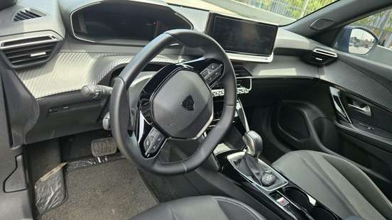 PEUGEOT-2008-2024