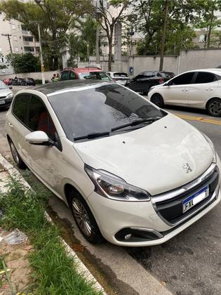 PEUGEOT 208 1.6 ALLURE 16V FLEX 4P AUTOMÁTICO