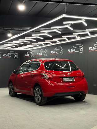 PEUGEOT-208-1.6 GRIFFE 16V FLEX 4P AUTOMÁTICO PEUGEOT-208-2013