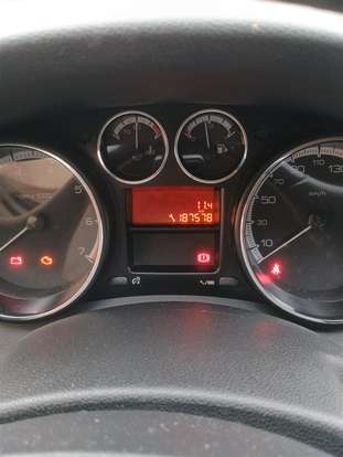 PEUGEOT-308-2012