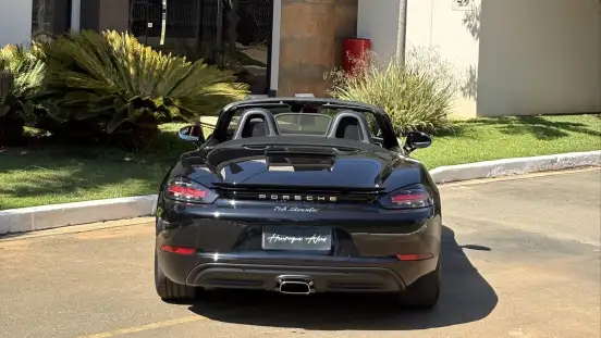 PORSCHE-718-2019