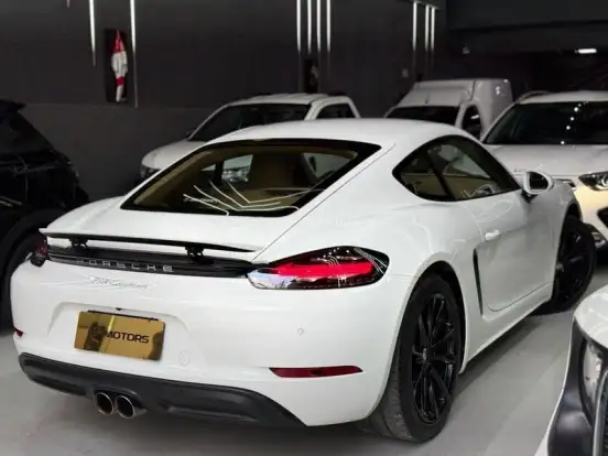 PORSCHE-718-2017