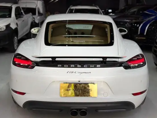 PORSCHE-718-2017