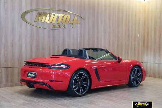 PORSCHE-718-2024