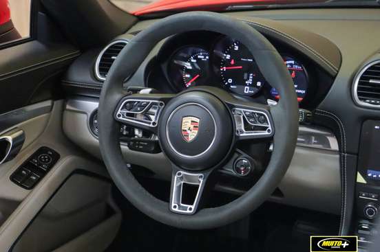 PORSCHE-718-2024