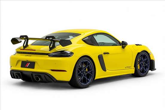 PORSCHE-718-2024