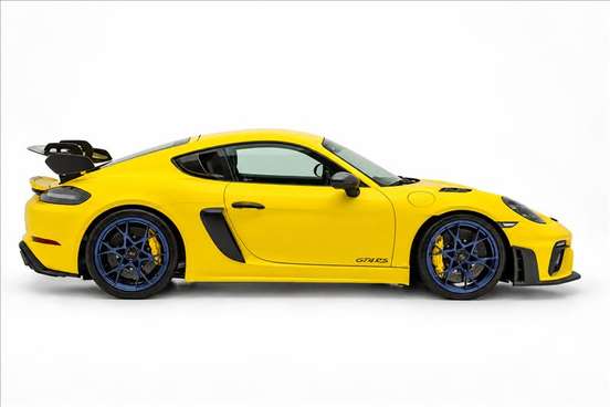 PORSCHE-718-2024