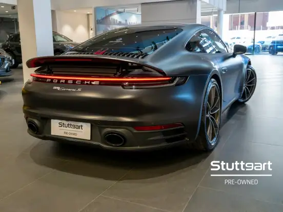 PORSCHE-911-2023
