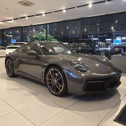 PORSCHE-911-2021