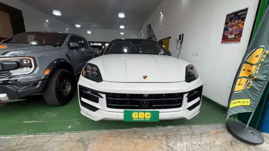 PORSCHE-CAYENNE-2025