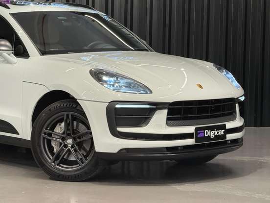 PORSCHE-MACAN-2022