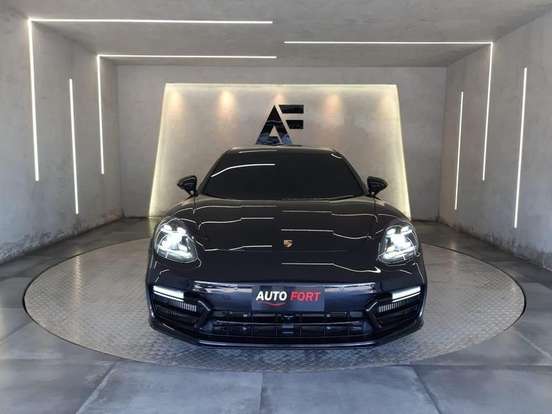 PORSCHE-PANAMERA-2019