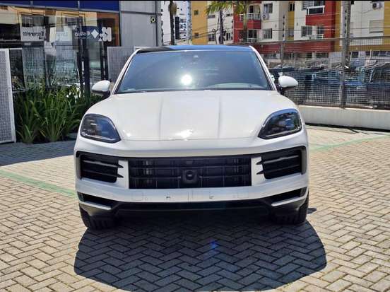 PORSCHE-CAYENNE-2025
