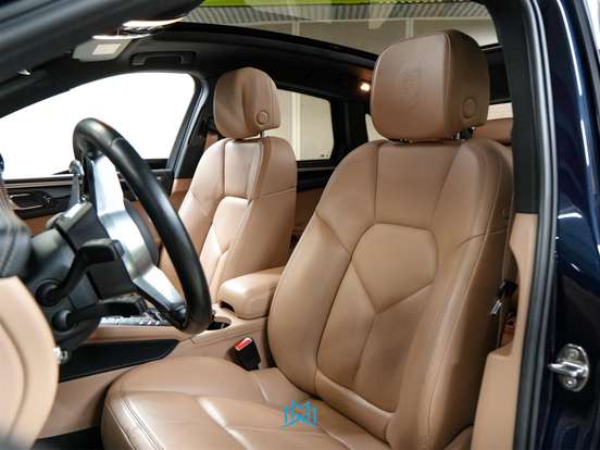PORSCHE-MACAN-2.0 16V GASOLINA 4P AUTOMÁTICO PORSCHE-MACAN-2021