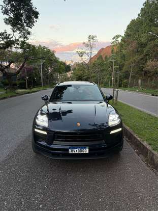 PORSCHE-MACAN-2022