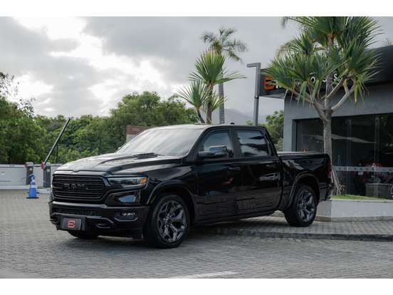 RAM-1500-3.0 HURRICANE 6 BITURBO GASOLINA LARAMIE NIGHT EDITION CD 4X4 AUTOMÁTICO RAM-1500-2025