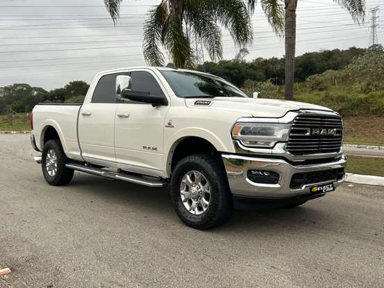 RAM-3500-6.7 I6 TURBO DIESEL LARAMIE CD 4X4 AUTOMÁTICO RAM-3500-2022