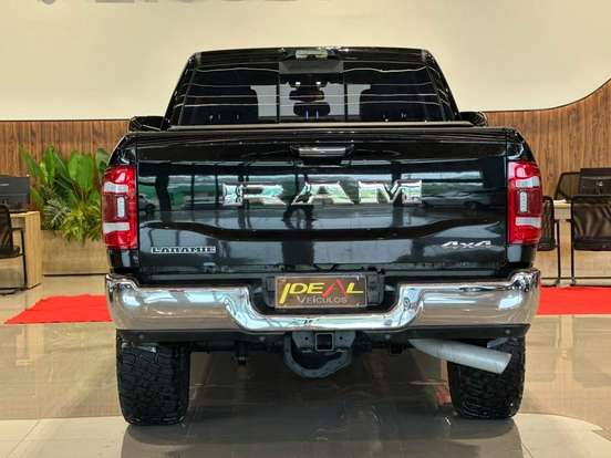 RAM-3500-6.7 I6 TURBO DIESEL LARAMIE CD 4X4 AUTOMÁTICO RAM-3500-2022