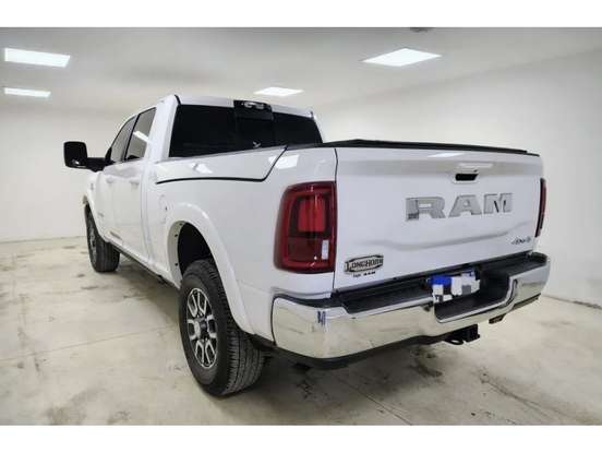 RAM-3500-6.7 I6 TURBO DIESEL LIMITED LONGHORN CD 4X4 AUTOMÁTICO RAM-3500-2025