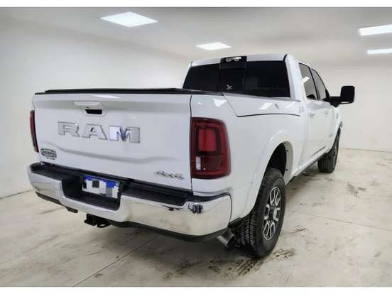 RAM-3500-6.7 I6 TURBO DIESEL LIMITED LONGHORN CD 4X4 AUTOMÁTICO RAM-3500-2025