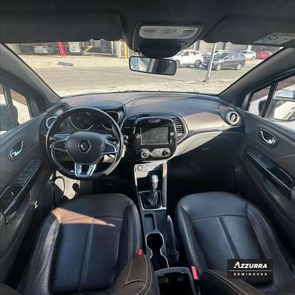 RENAULT-CAPTUR-2023
