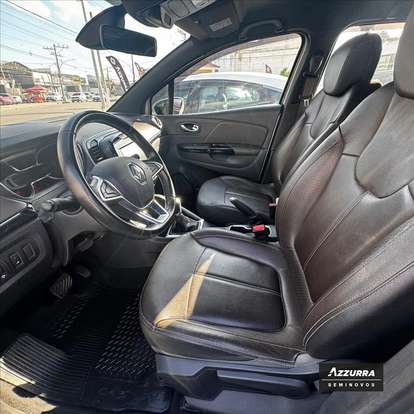 RENAULT-CAPTUR-2023