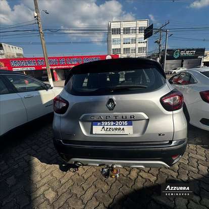 RENAULT-CAPTUR-2023
