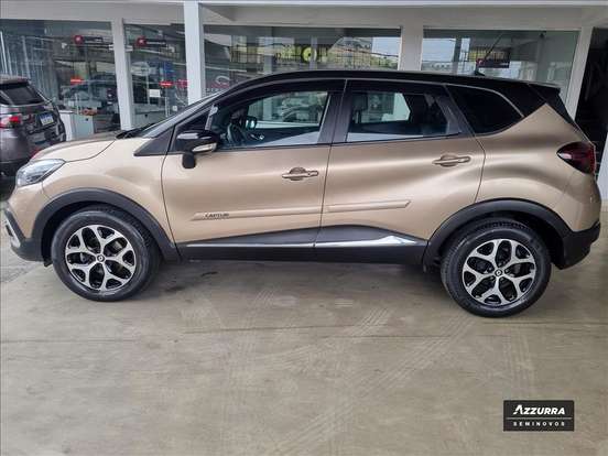 RENAULT-CAPTUR-2022