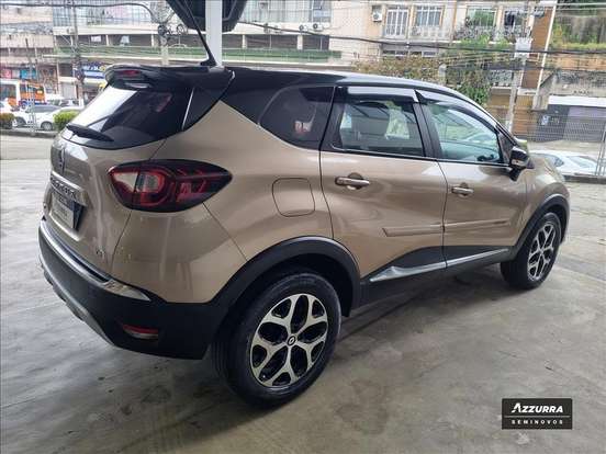 RENAULT-CAPTUR-2022