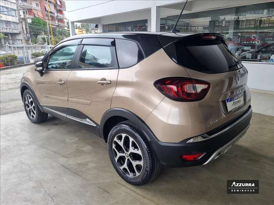 RENAULT-CAPTUR-2022