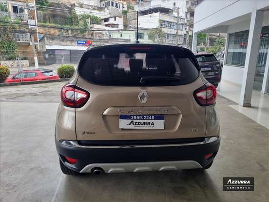 RENAULT-CAPTUR-2022