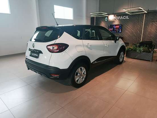 RENAULT-CAPTUR-2020