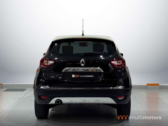 RENAULT-CAPTUR-2017