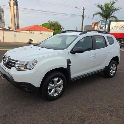 RENAULT-DUSTER-2023